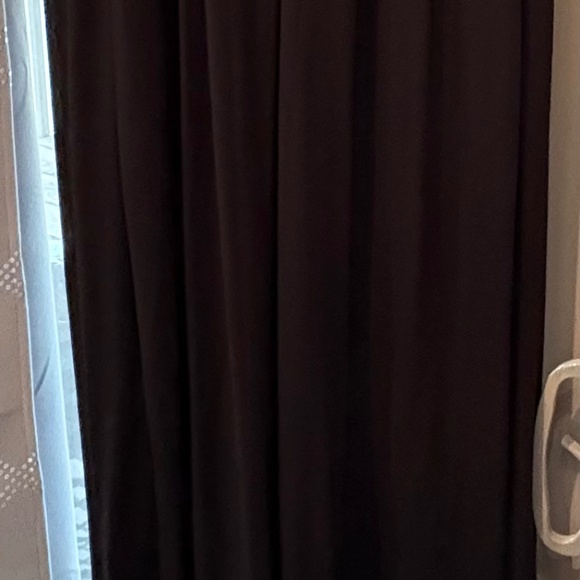 Cache Gown - Picture 5 of 10